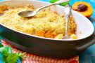 Crumble di pesche e cioccolato Crumble di pesche e cioccolato