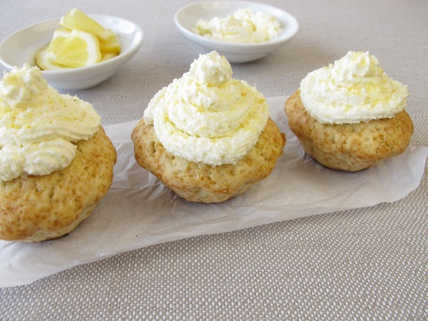 muffin al limone, muffin, muffin semplici al limone