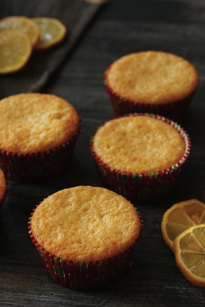 muffin vegani con limone, muffin