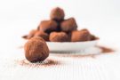 Tartufini cocco e nutella, il dolce senza cottura Tartufini cocco e nutella, il dolce senza cottura