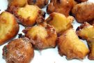 Frittelle con lo zibibbo