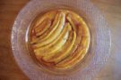 Tarte tatin con banane caramellate