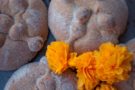 Pan de muertos, il pane dei morti messicano per Halloween Pan de muertos, il pane dei morti messicano per Halloween