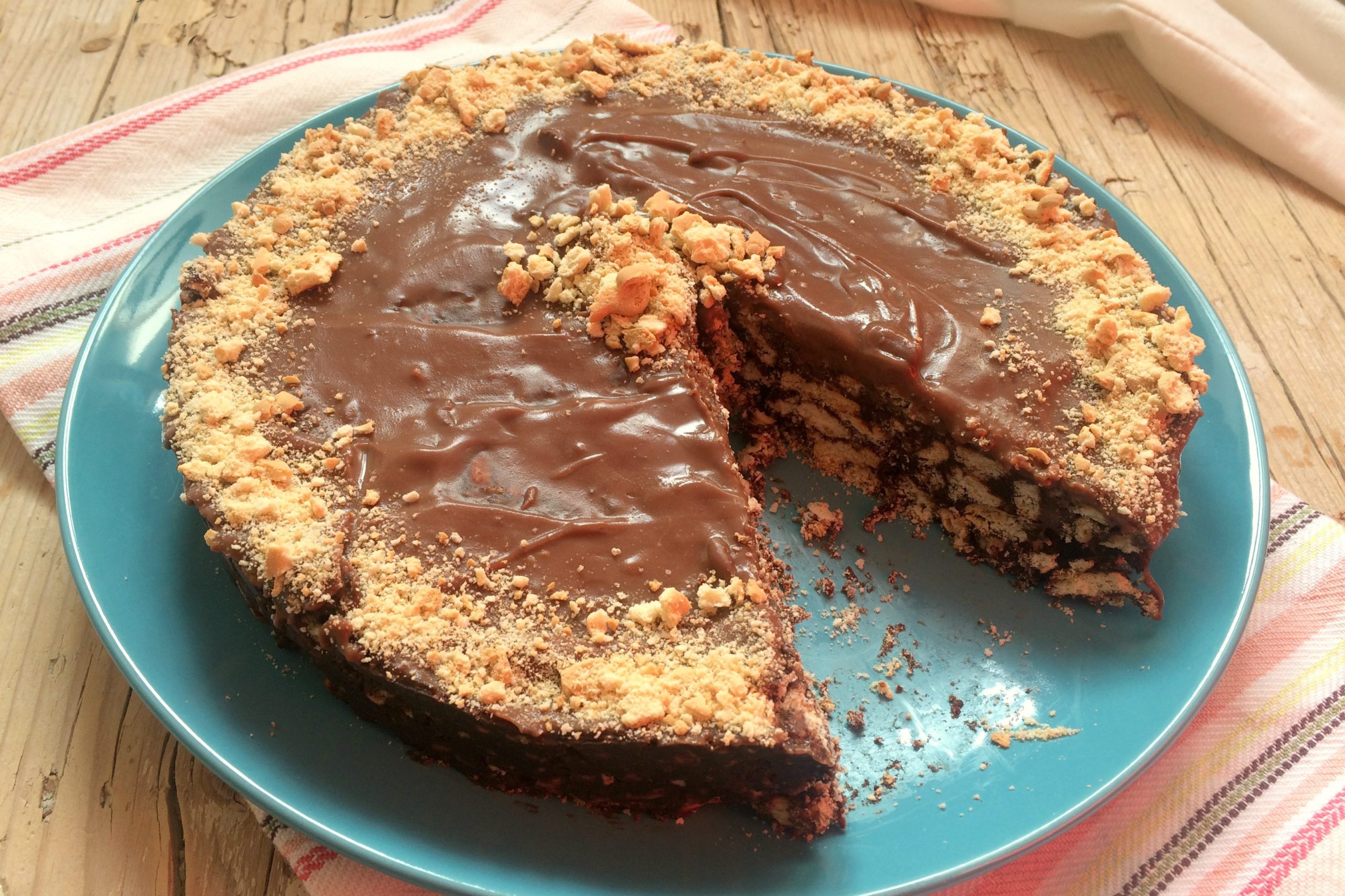 Biscotti secchi al cioccolato torta fredda