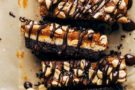 Ricetta vegana: barrette di snickers Ricetta vegana: barrette di snickers