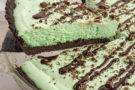 Torta al sapore di cocktail grasshopper ed oreo Torta al sapore di cocktail grasshopper ed oreo